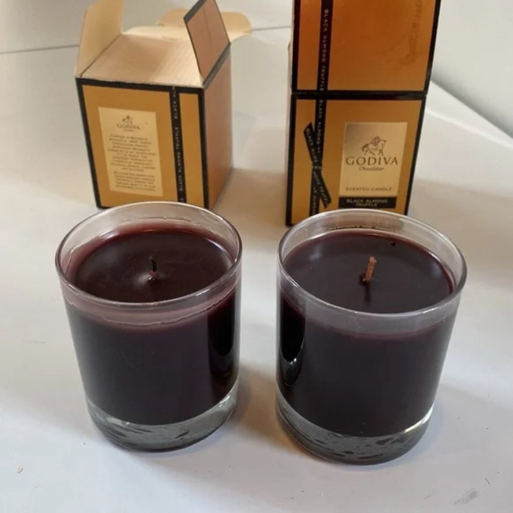 New in Box! Godiva Scented Candle: Black Almond Truffle